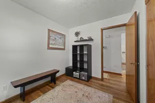 5566 Sandalwood Blvd, Columbus, OH 43229 - Photo 17