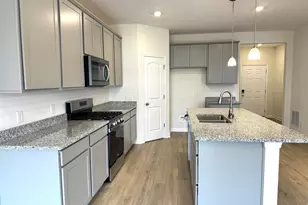 258 Dowler Dr, South Bloomfield, OH 43103 - Photo 5
