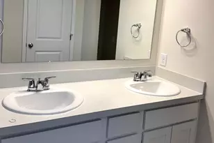 337 Honeysuckle St, South Bloomfield, OH 43103 - Photo 17