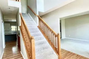 7492 Fairfield Lakes Dr, Powell, OH 43065 - Photo 9