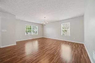 5465 Demorest Dr, Grove City, OH 43123 - Photo 9