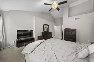 6851 Peachtree Cir, Westerville, OH 43082 - Photo 35