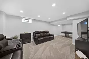 6851 Peachtree Cir, Westerville, OH 43082 - Photo 49