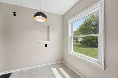 375 E Royal Forest Boulevard, Columbus, OH 43214 - Photo 11