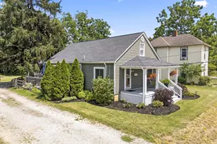 415 E Central Ave, Delaware, OH 43015 - Photo 3
