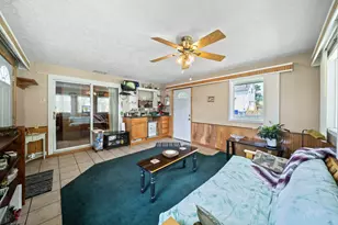 1879 Dunbar Dr, Columbus, OH 43224 - Photo 17