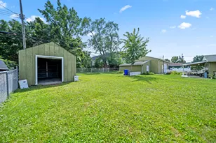 1879 Dunbar Dr, Columbus, OH 43224 - Photo 25
