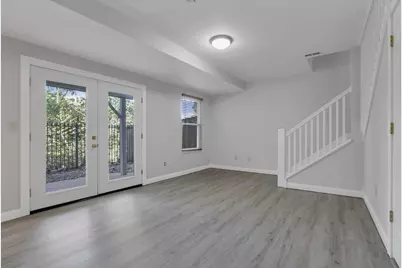 592 Bradley Street, Columbus, OH 43201 - Photo 11