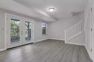 592 Bradley St, Columbus, OH 43201 - Photo 11