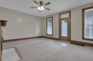 178 W Locust St, Newark, OH 43055 - Photo 9