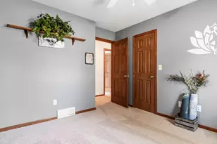 645 Lakeshore Dr W, Hebron, OH 43025 - Photo 23