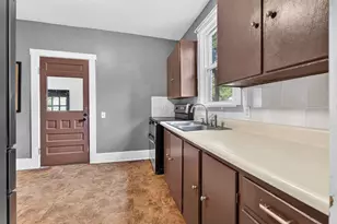 413 E Brown Ave, Bellefontaine, OH 43311 - Photo 9
