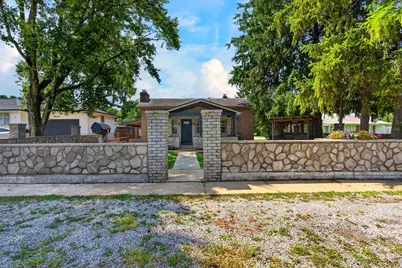 17 E Oak Street, Canal Winchester, OH 43110 - Photo 3