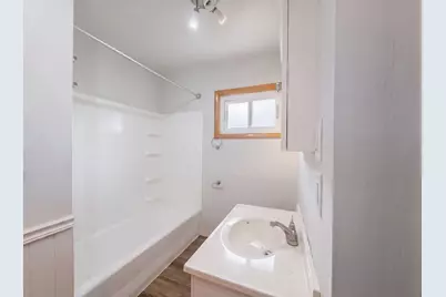 2221 Myrtle Avenue, Columbus, OH 43211 - Photo 21