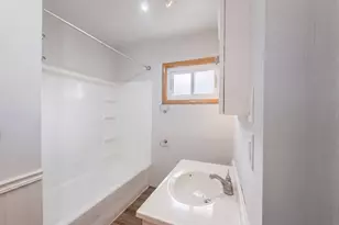 2221 Myrtle Ave, Columbus, OH 43211 - Photo 21