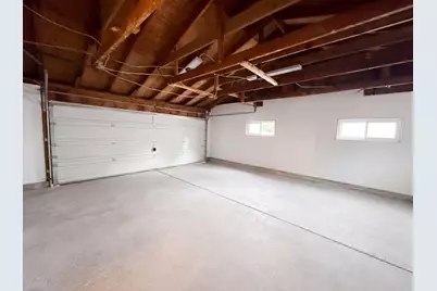 2221 Myrtle Avenue, Columbus, OH 43211 - Photo 23