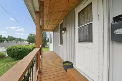 107 W Sandusky Street, Fredericktown, OH 43019 - Photo 5