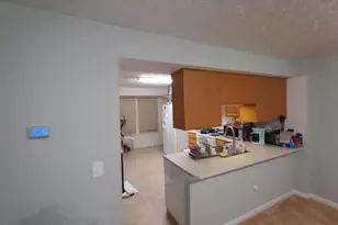 5888 Abernathy Ln, Columbus, OH 43232 - Photo 7