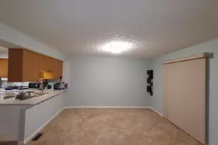 5888 Abernathy Ln, Columbus, OH 43232 - Photo 5