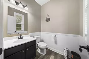 100 Bradley Ct, Pickerington, OH 43147 - Photo 5