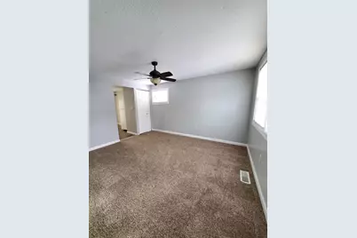 2390 Carlford Street, Columbus, OH 43232 - Photo 5