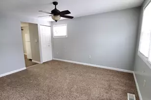 2390 Carlford St, Columbus, OH 43232 - Photo 5