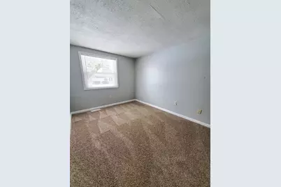 2390 Carlford Street, Columbus, OH 43232 - Photo 23