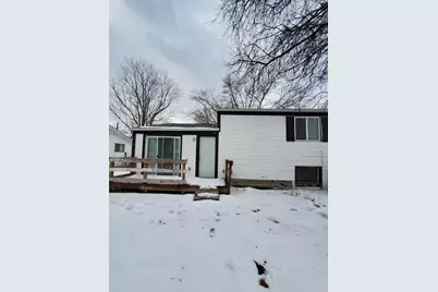 2390 Carlford Street, Columbus, OH 43232 - Photo 3