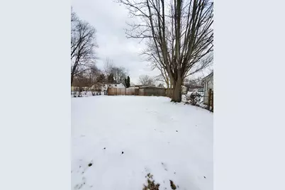 2390 Carlford Street, Columbus, OH 43232 - Photo 3
