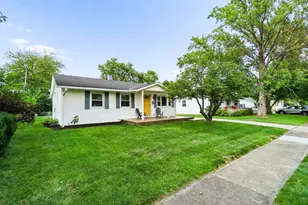 4822 Hillcrest St N, Hilliard, OH 43026 - Photo 1