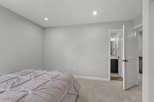 8499 Paddock Trl, Blacklick, OH 43004 - Photo 29