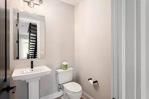 1251 Perry St, Columbus, OH 43201 - Photo 21