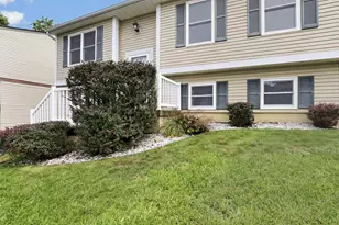 7606 Moorlane Dr, Worthington, OH 43085 - Photo 9
