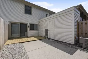 952 Chatham Ln, Columbus, OH 43221 - Photo 21