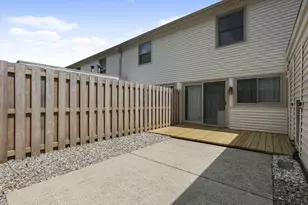 952 Chatham Ln, Columbus, OH 43221 - Photo 19