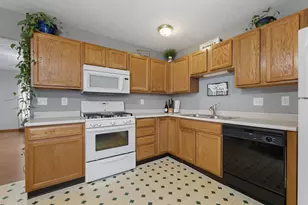 4467 Catamaran Dr, Columbus, OH 43207 - Photo 11
