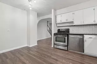 348 Yarmouth Ln, Columbus, OH 43228 - Photo 11