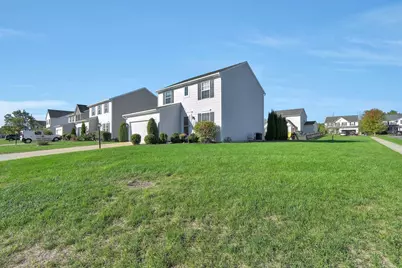 1624 Roscommon Drive, Pataskala, OH 43062 - Photo 1