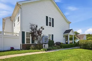 662 Lakeview Dr S, Grove City, OH 43123 - Photo 3