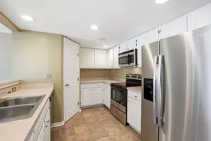 662 Lakeview Dr S, Grove City, OH 43123 - Photo 15
