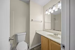 1439 Pinehurst Ct, Columbus, OH 43223 - Photo 19