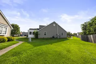542 Brickstone Dr, Delaware, OH 43015 - Photo 37