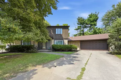 5288 Butternut Court E, Columbus, OH 43229 - Photo 1