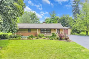 6540 Winston Ct W, Columbus, OH 43235 - Photo 1