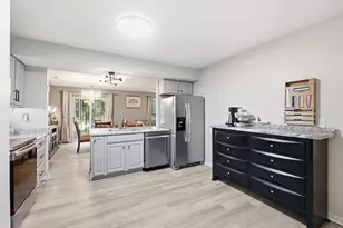 3303 Joshstock Dr, Columbus, OH 43232 - Photo 9