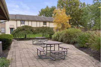 6198 Stornoway Drive S, Columbus, OH 43213 - Photo 39