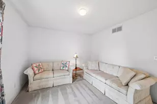 2055 Coleman Dr, Columbus, OH 43235 - Photo 33