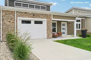 933 Persimmon Ln, Grove City, OH 43123 - Photo 1
