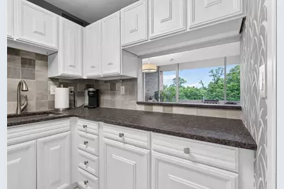 1000 Urlin Avenue #521, Columbus, OH 43212 - Photo 13