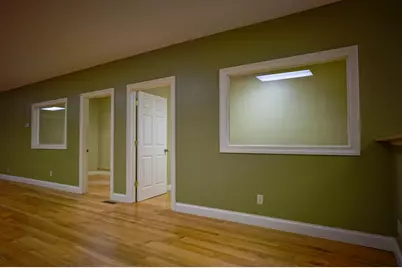 147 W Water, Chillicothe, OH 45601 - Photo 5